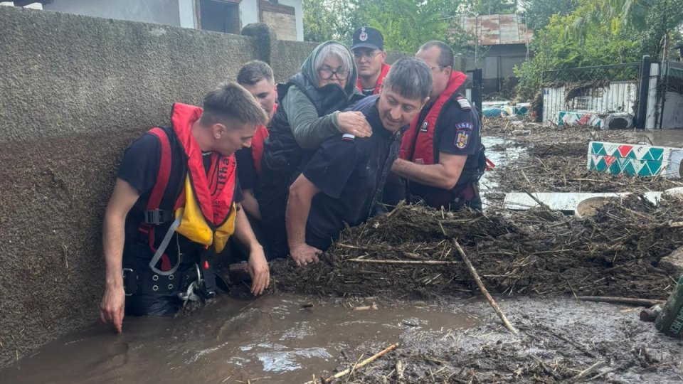 FOTO: Viituri puternice în Vaslui şi Galaţi, soldate cu patru morţi