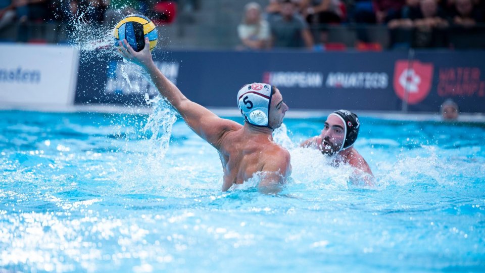 CSM Oradea s-a calificat în grupele Ligii Campionilor la polo pe apă