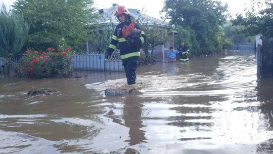 Direcția de Sănătate Publică Galați a luat măsuri în zonele afectate de inundații