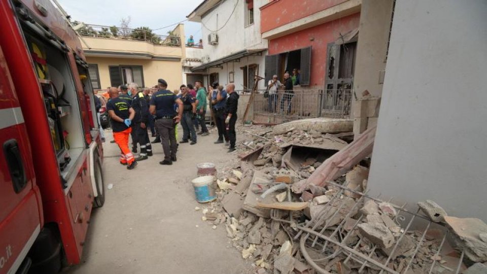 Italia: Doi copii au murit, după ce o clădire s-a prăbuşit în urma unei deflagraţii