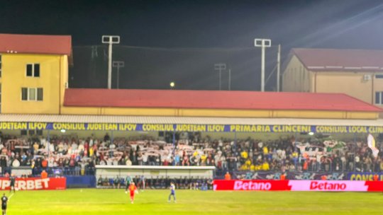 Superliga de fotbal. La masa presei, ca în peluză