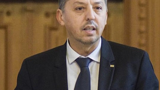 Un raport privind starea sistemului de învățământ ar urma să fie publicat în luna mai