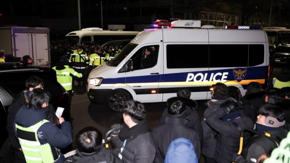 În Coreea de Sud, președintele suspendat a fost reținut de anchetatorii anticorupție