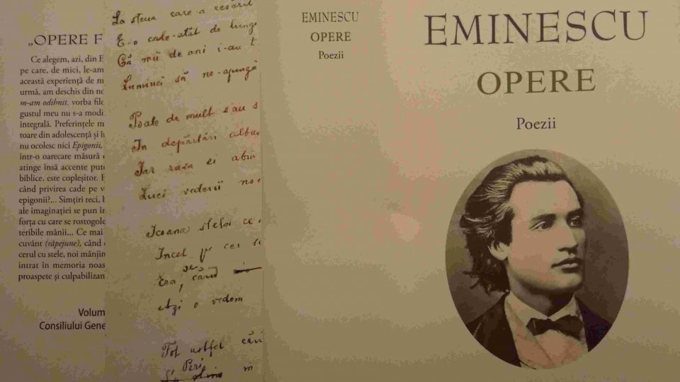 Fragmente din poeziile lui Mihai Eminescu, pe un tramvai din Timişoara