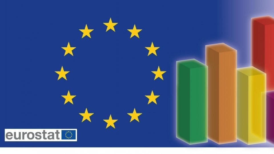 Românii folosesc foarte puţin internetul în scop educativ