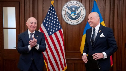 Alejandro Mayorkas, decorat de președintele României pentru includerea țării noastre în Visa Waiver