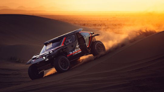 Raliul Dakar. Dacia Sandriders atacă podiumul