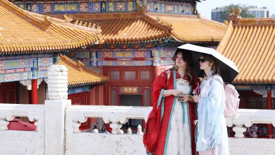 Eliminarea vizelor a dus la o creștere-record a turiștilor români în China