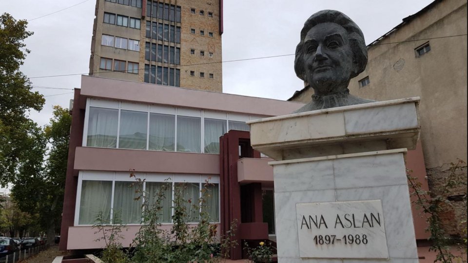 Brăila: Premiile “Ana Aslan”, ediția a doua