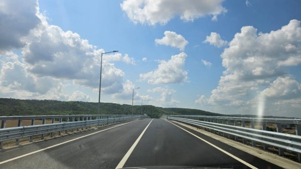De vineri se deschide circulaţia pe lotul doi din Autostrada A7 Mizil - Buzău