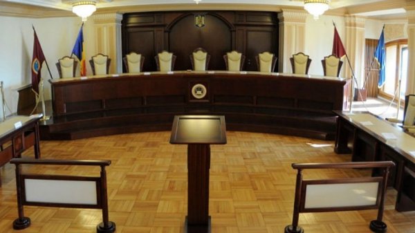 CCR discută sesizarea care vizează legea privind pensiile magistraților