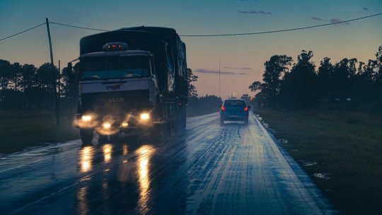 Ungaria restricționează joi circulația camioanelor grele