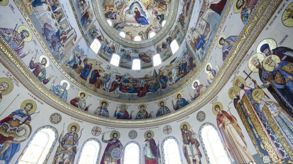 Patriarhul Bartolomeu I se află la București pentru a sfinți pictura Catedralei Naționale.