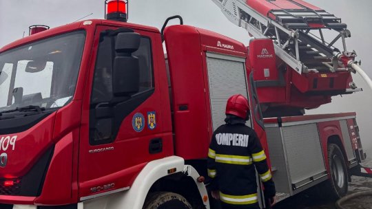 Incendiu în Băicoi. O persoană a murit