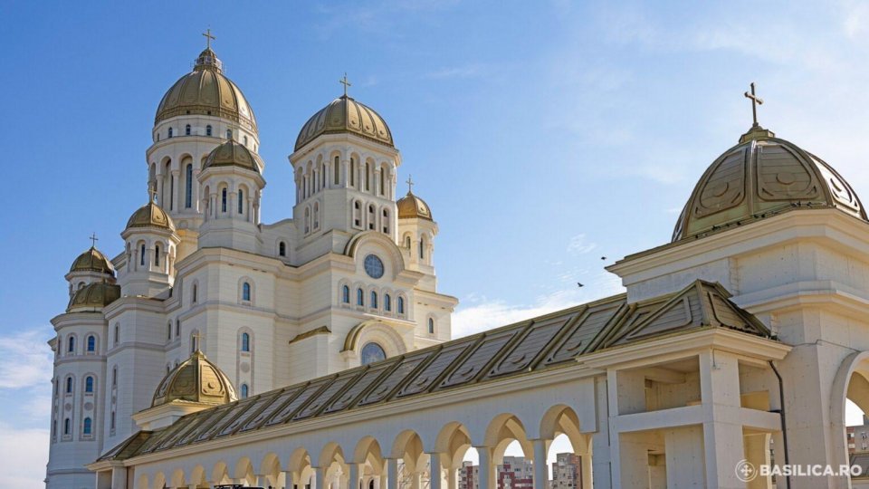 Programul de vizitare la Catedrala Naţională din Bucureşti a fost prelungit