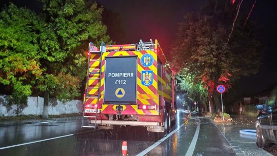 Numărul apelurilor la 112 a depășit 2.000,  pe perioada codului roşu de ploi abundente