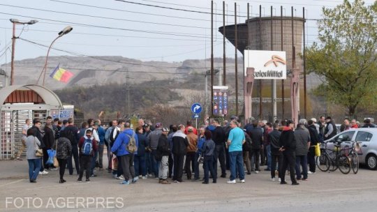 Angajații combinatului din Hunedoara revin la muncă începând cu 1 noiembrie