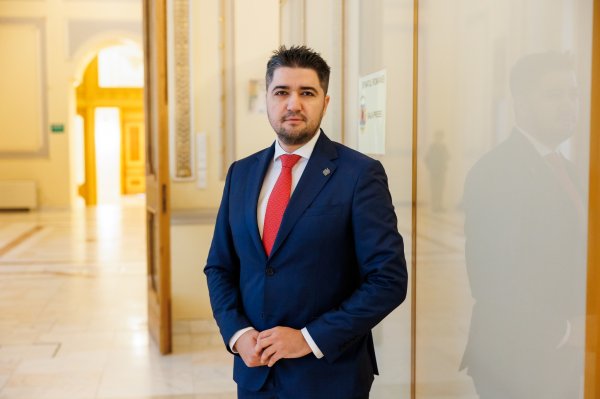 Se dublează numărul de persoane pentru care se pot încheia contracte de internship