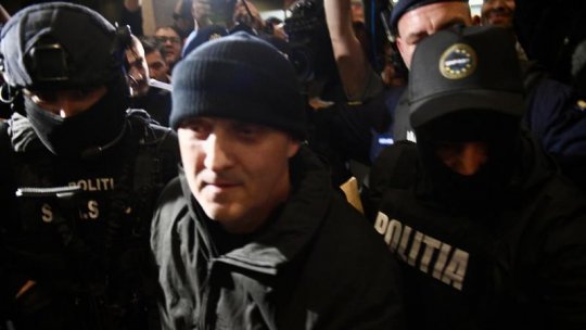 Potra, adus în ţară sub escortă, împreună cu fiul şi nepotul său