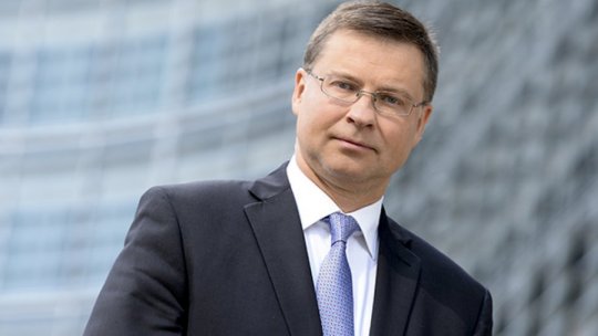 Procedura privind deficitul excesiv, suspendată temporar și în cazul României