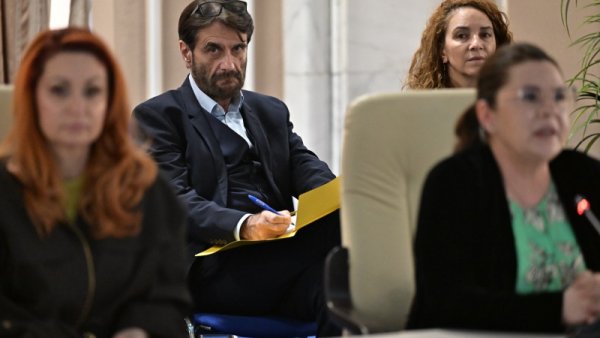 Aviz favorabil pentru candidații la funcţiile de preşedinte-director general al SRR și SRTV