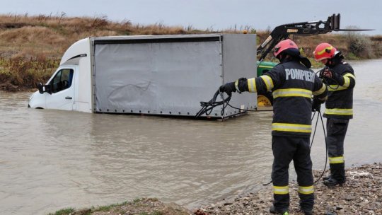 Cod galben de inundaţii în bazinele Jiu, Olt, Argeş, Ialomiţa şi Buzău