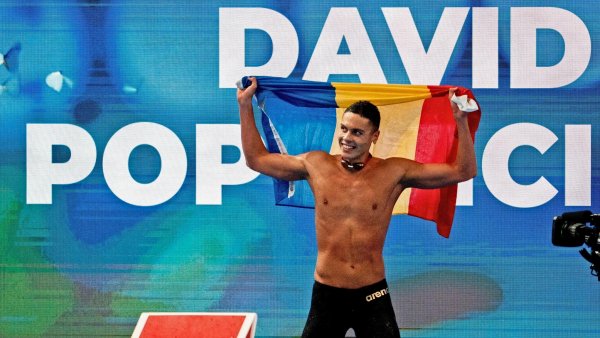David Popovici: „Eu și alți sportivi nu am primit banii de premiere, din vara anului trecut”