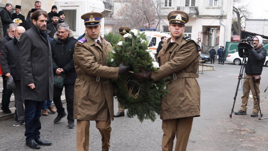 Ceremonie la monumentul eroilor Revoluției de la Radiodifuziunea Română