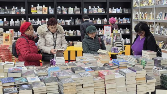 Vizitatori de toate vârstele, la Târgul de Carte Gaudeamus