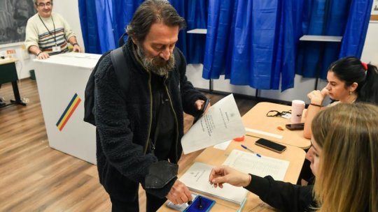 Ora 08.00: În București au votat aproape 15.000 de alegători