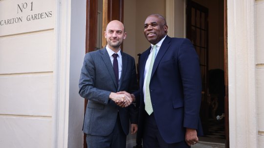 Reuniune de urgență a liderilor UE, la Paris