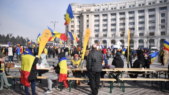 București: Un nou protest faţă de anularea turului doi al alegerilor prezidențiale