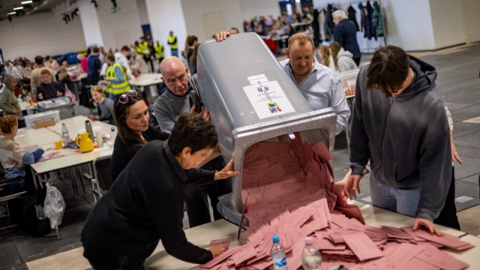 Alegătorii germani au ieşit în număr mare la vot, în ziua scrutinului legislativ anticipat