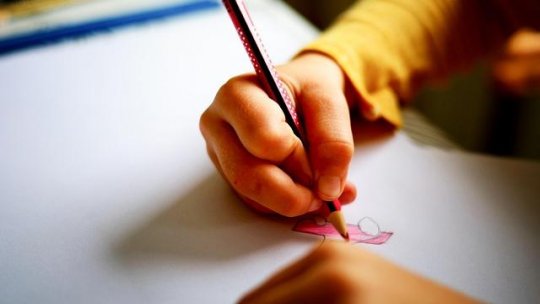 Zeci de şcoli evacuate în Spania, în urma unei ameninţări teroriste prin e-mail