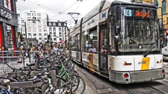 Staţii de metrou închise la Bruxelles, după împuşcături la o staţie din centrul oraşului