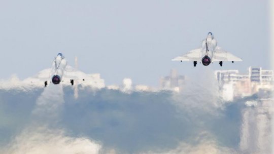 Parisul a livrat Ucrainei primele avioane de luptă Mirage 2000-5