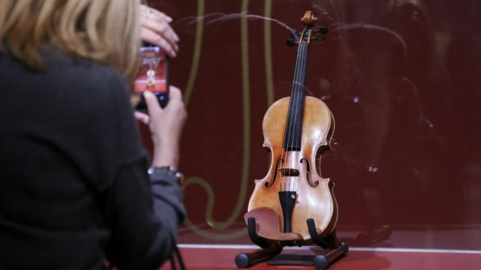 O vioară Stradivarius a intrat în topul celor mai scumpe instrumente muzicale