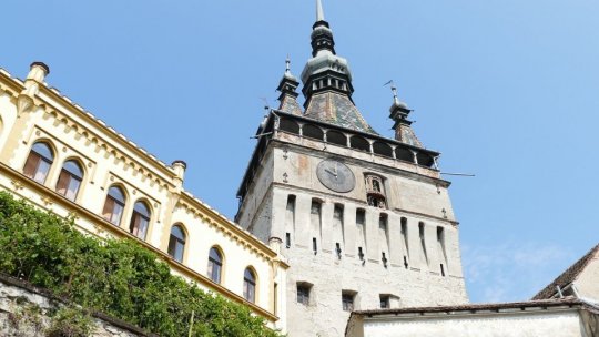 O porţiune a unui zid al cetăţii medievale din Sighişoara s-a prăbuşit