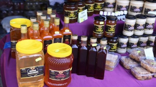 Reprezentant apicultori: Etichetarea mierii, o mare problemă