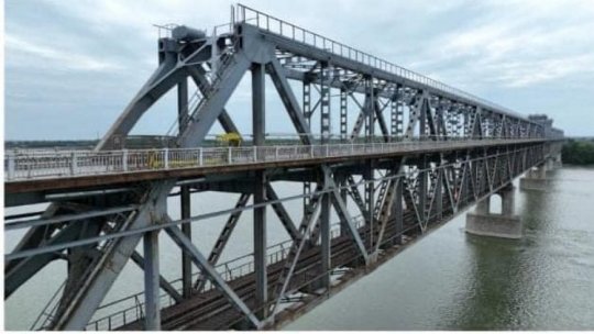Autorităţile bulgare amână închiderea podului Giurgiu-Ruse