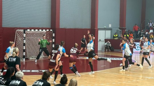 Handbal: CSM București câștigă din nou cu Rapidul