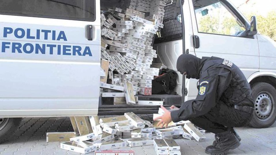 Aproape 50.000 de ţigarete au fost descoperite de poliţiştii de frontieră din Giurgiu