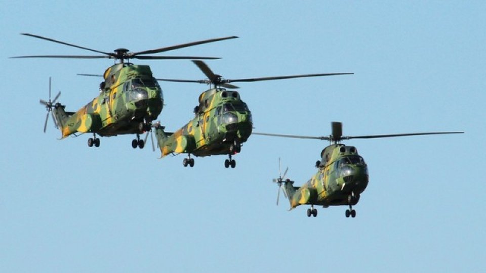 Elicoptere militare IAR-300 Puma vor survola joi municipiul Focşani