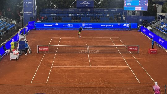 ATP București: favoritul principal, oprit de ploaie