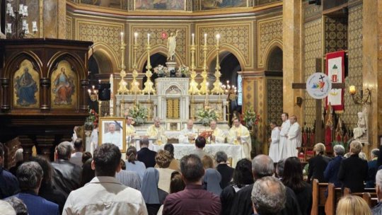 Arhiepiscopul Mitropolit de București, Aurel Percă, va participa la funeraliile Papei Francisc