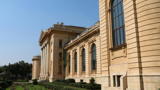 Cursuri gratuite pentru admiterea la medicină
