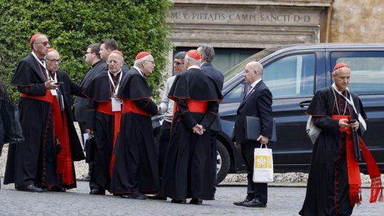 Procesul de alegere a unui nou Papă va începe pe 7 mai