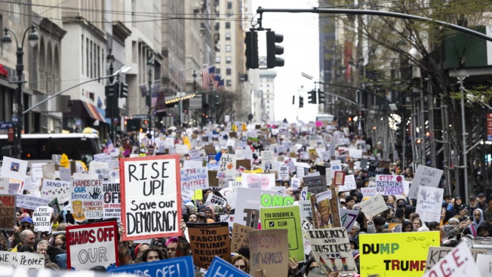 FOTO: Proteste de amploare în SUA  împotriva președintelui Donald Trump