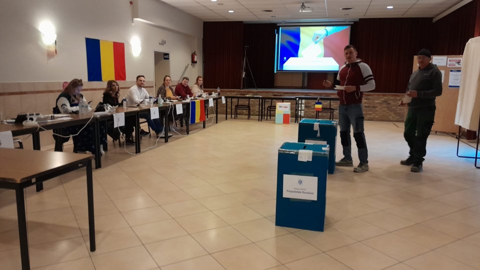 Ora 15.00: Prezența generală la vot a trecut de 42%