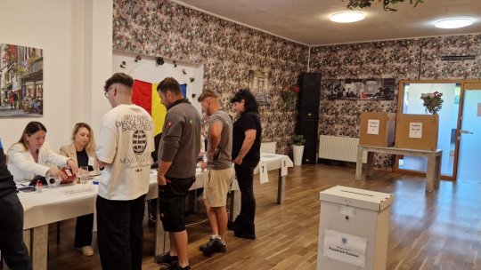 Românii din Germania votează în primul tur al alegerilor prezidențiale